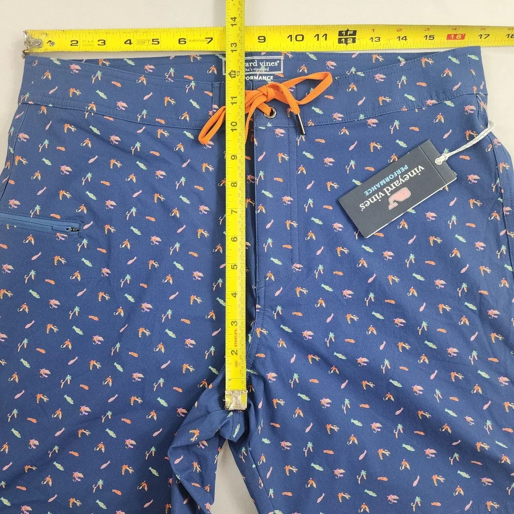 Vineyard Vines Performance swim trunks shorts W 32 blue fish pocket zip $98 mens